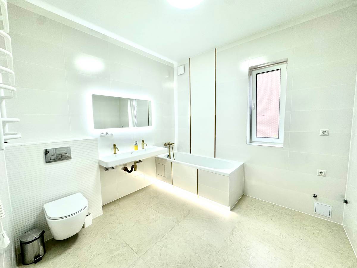 Номер на місяць - фото 5