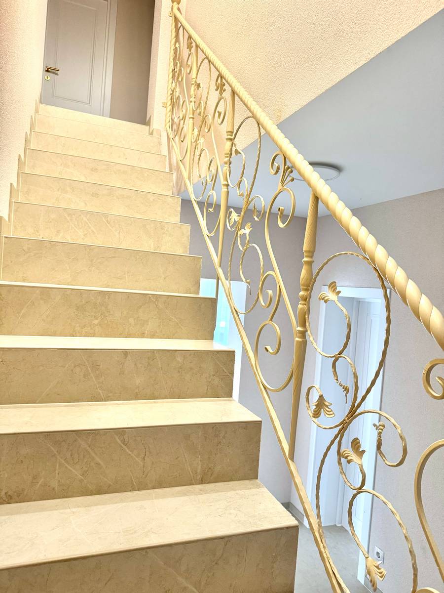 Номер на місяць - фото 7